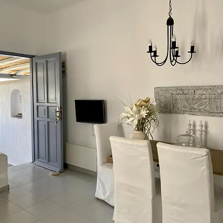 Beautiful House With Stunning Views In Costa Ilios Mykonos Town