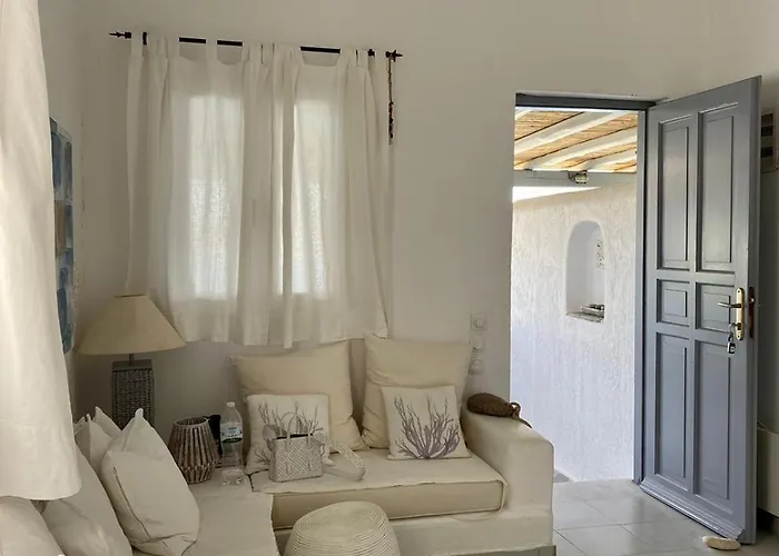 Semesterbostad Beautiful House With Stunning Views In Costa Ilios Mykonos Town