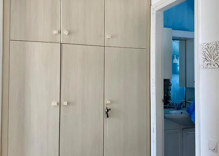 Beautiful House With Stunning Views In Costa Ilios Semesterbostad