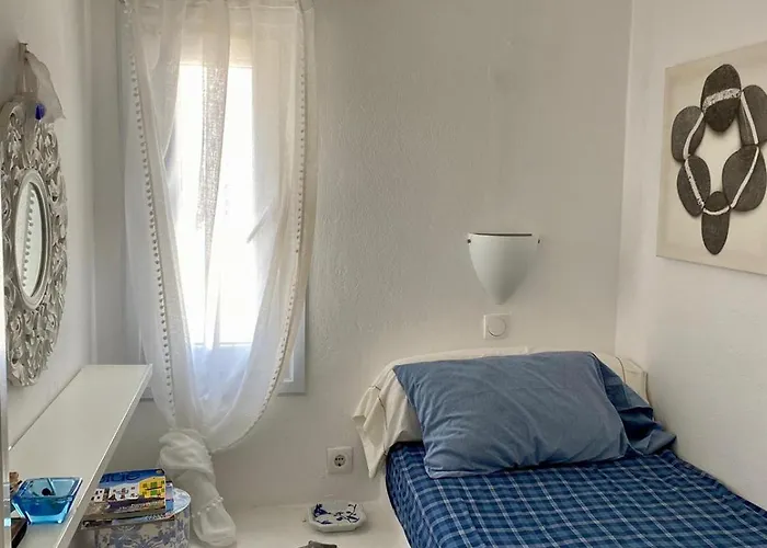 Beautiful House With Stunning Views In Costa Ilios Semesterbostad